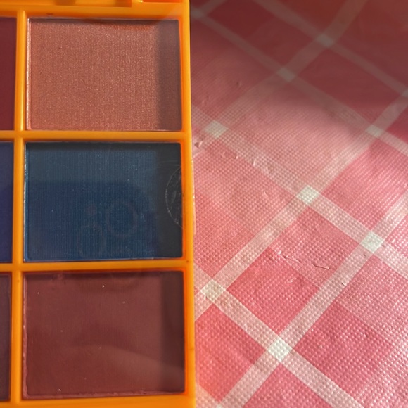 🎈SALE🎈🎀#6.MAKEUP BUNDLE🎀 - Picture 6 of 14